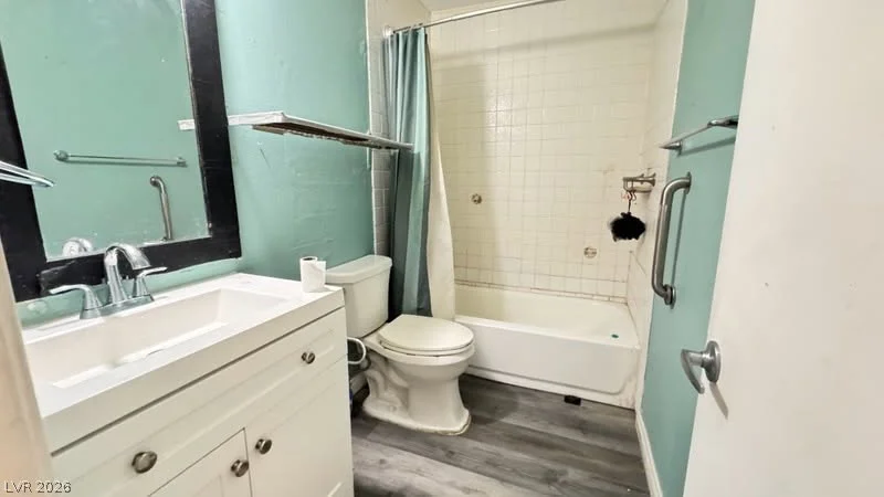 3811 daisy, Las Vegas, NV 89119