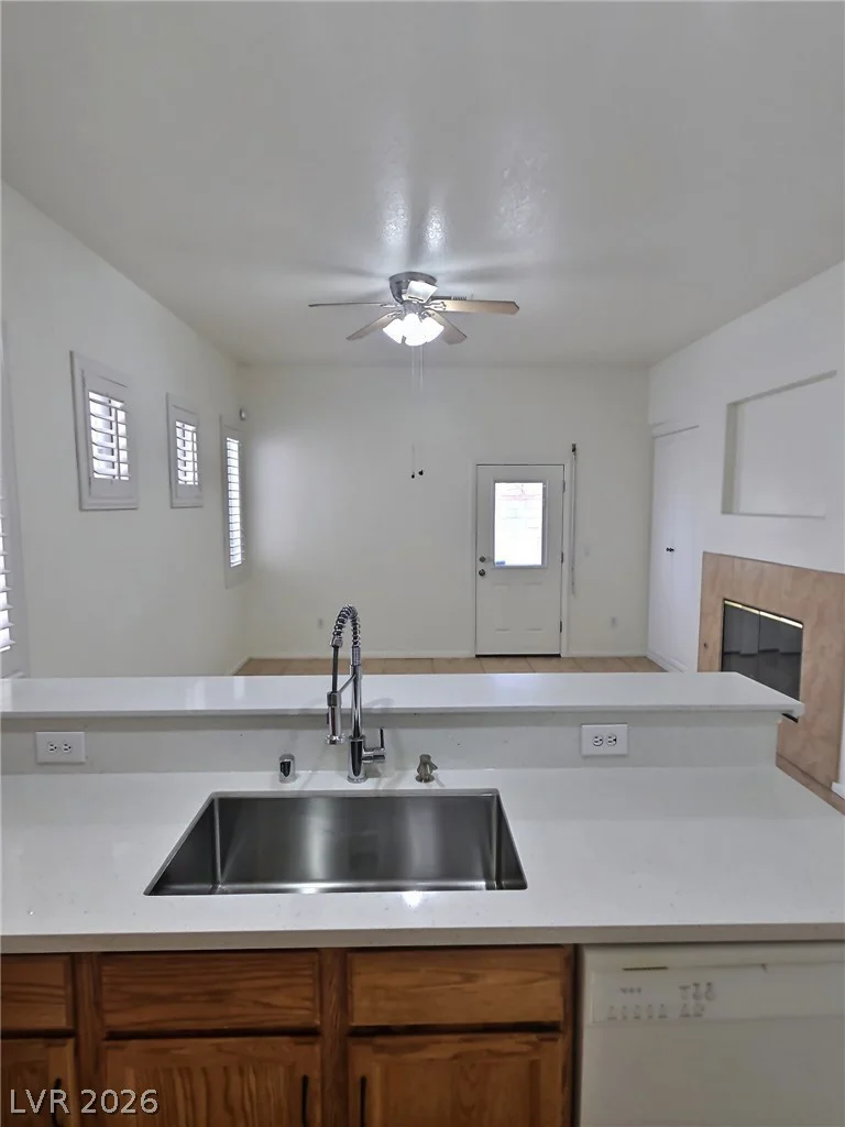 10109 Snow Crest, Las Vegas, NV 89134