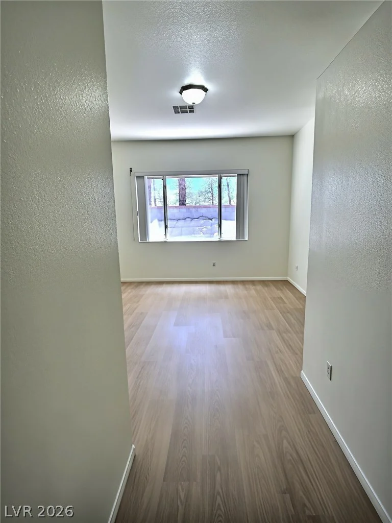10109 Snow Crest, Las Vegas, NV 89134