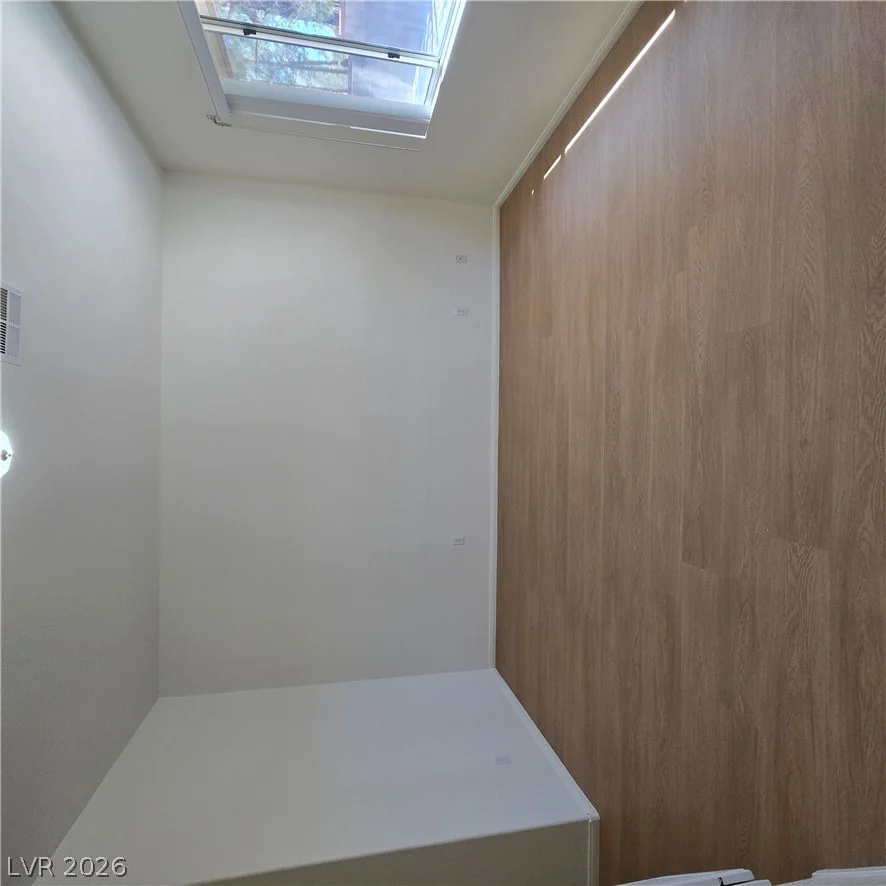 10109 Snow Crest, Las Vegas, NV 89134