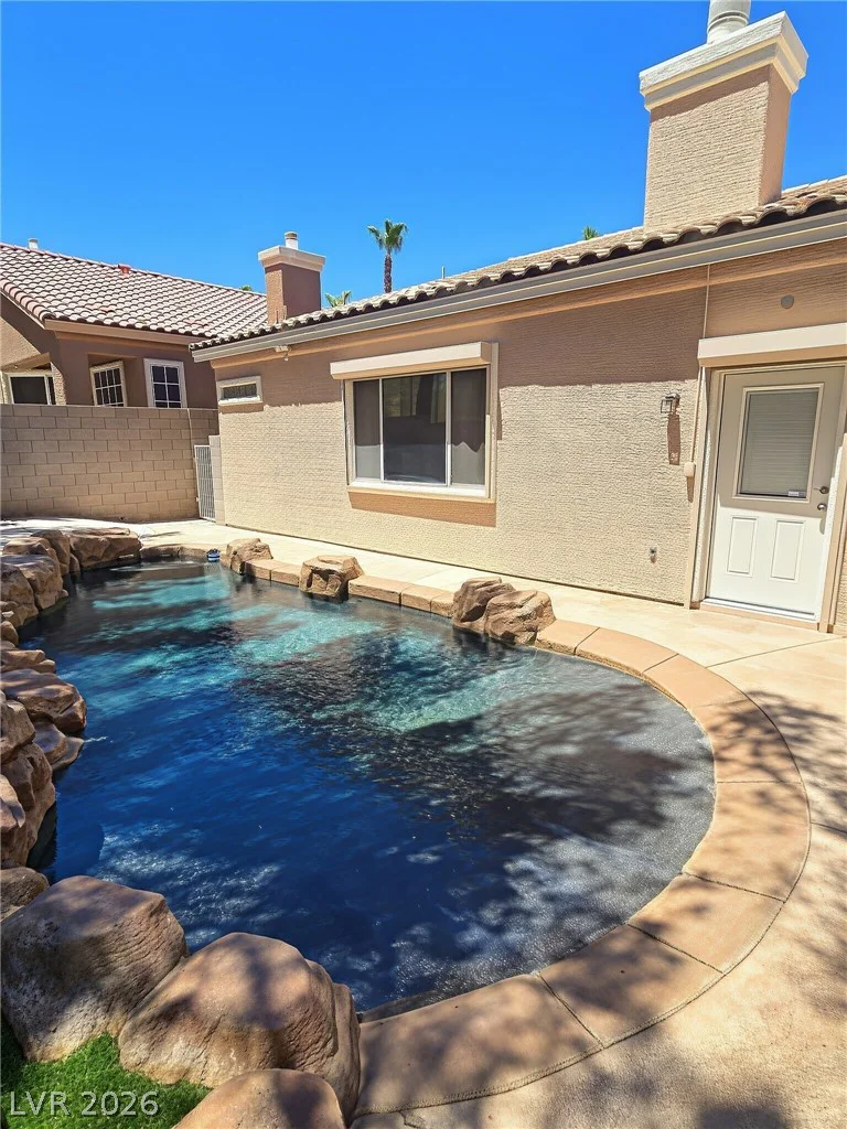 10109 Snow Crest, Las Vegas, NV 89134