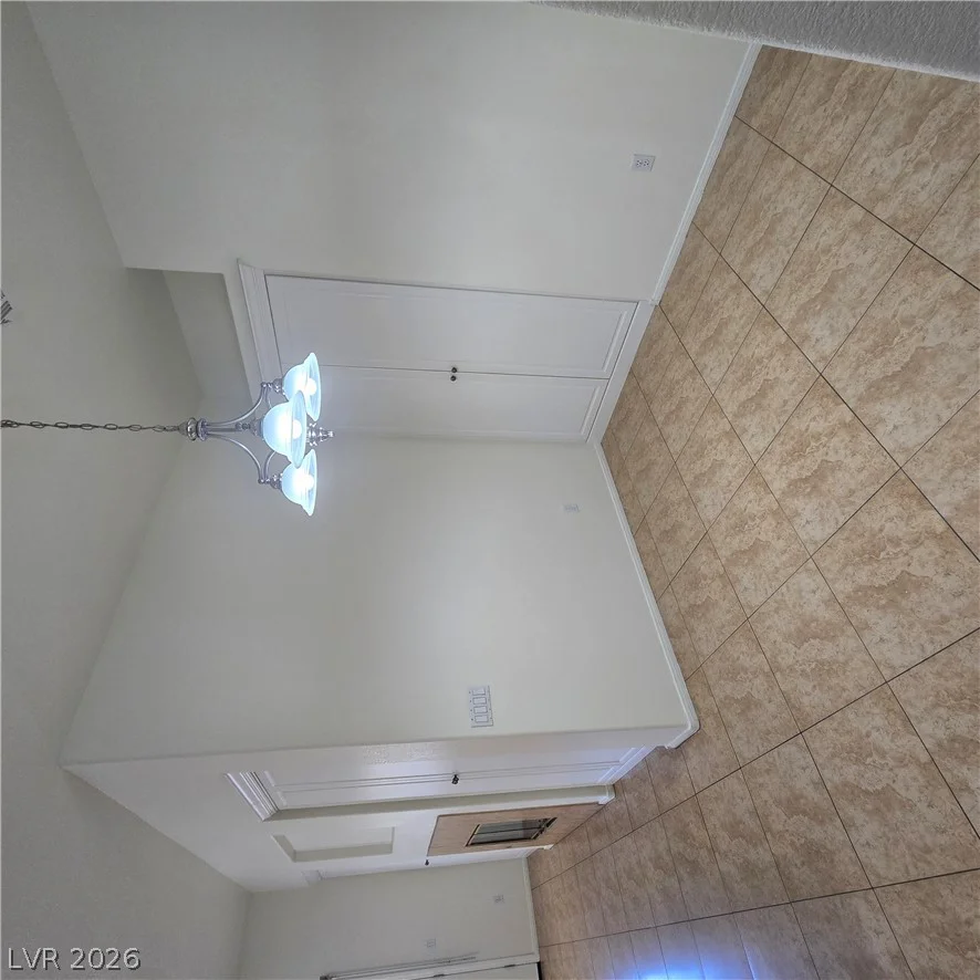 10109 Snow Crest, Las Vegas, NV 89134
