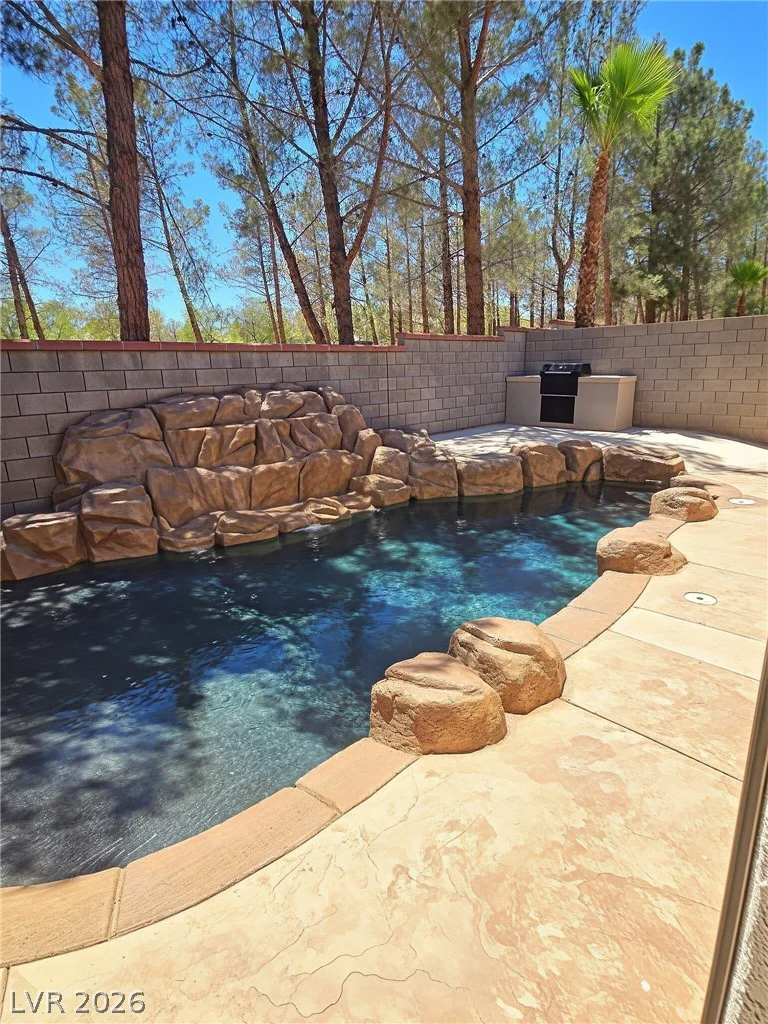 10109 Snow Crest, Las Vegas, NV 89134