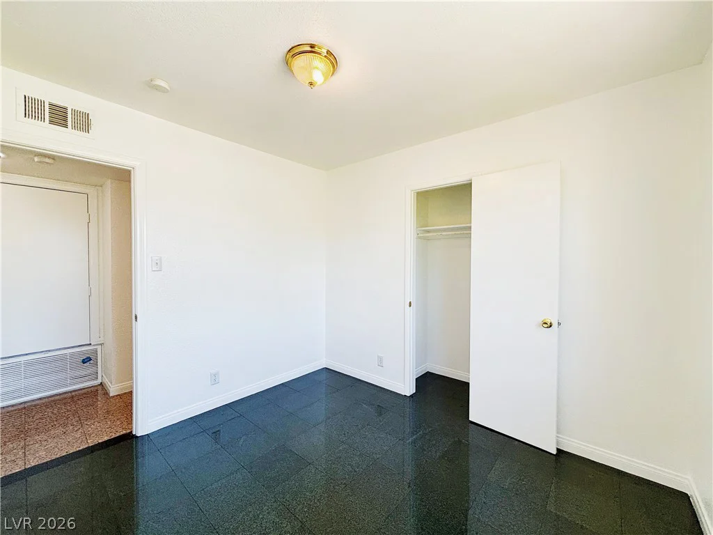 6108 Preston, Las Vegas, NV 89107
