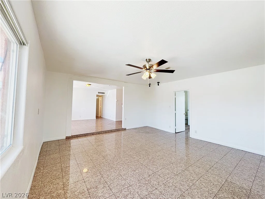 6108 Preston, Las Vegas, NV 89107