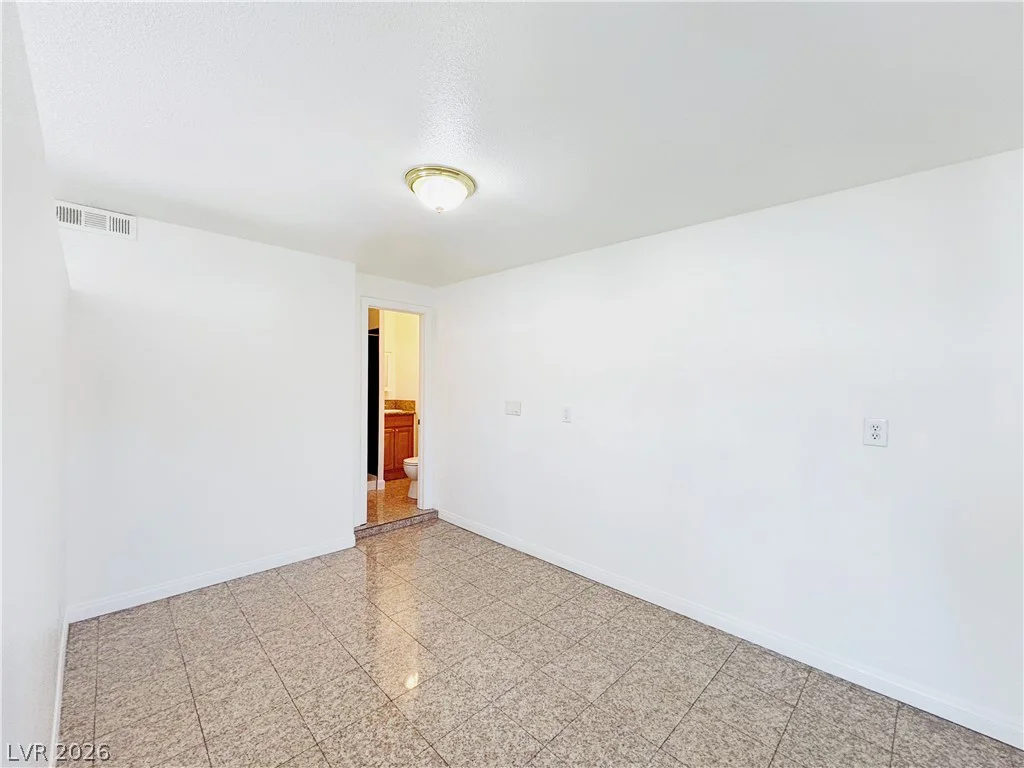 6108 Preston, Las Vegas, NV 89107