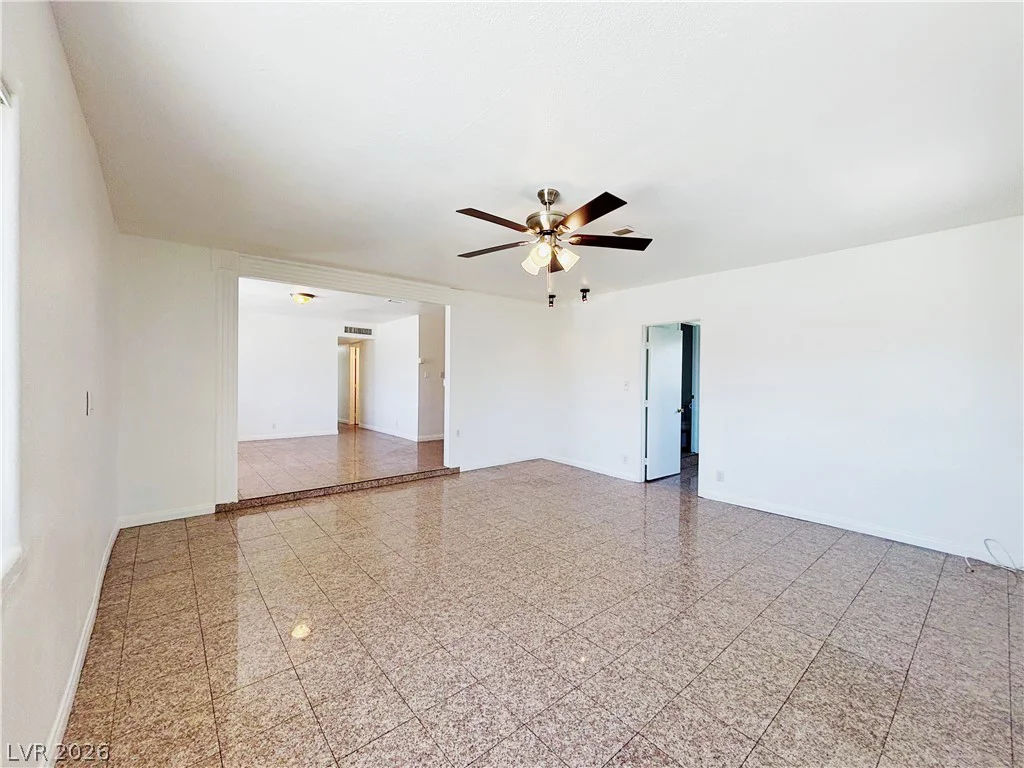 6108 Preston, Las Vegas, NV 89107
