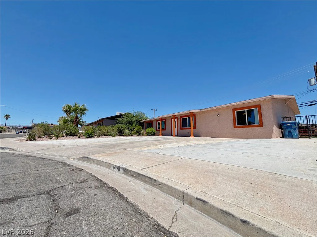 6108 Preston, Las Vegas, NV 89107