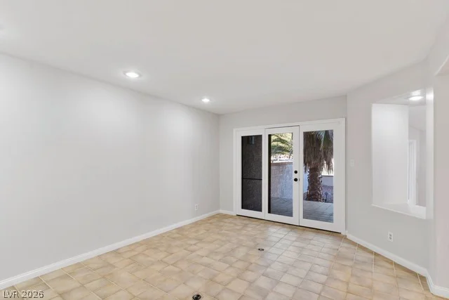 7656 Boca Raton, Las Vegas, NV 89113
