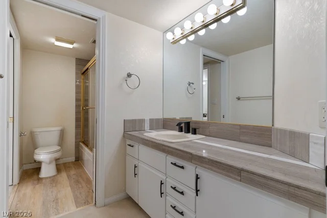 7656 Boca Raton, Las Vegas, NV 89113