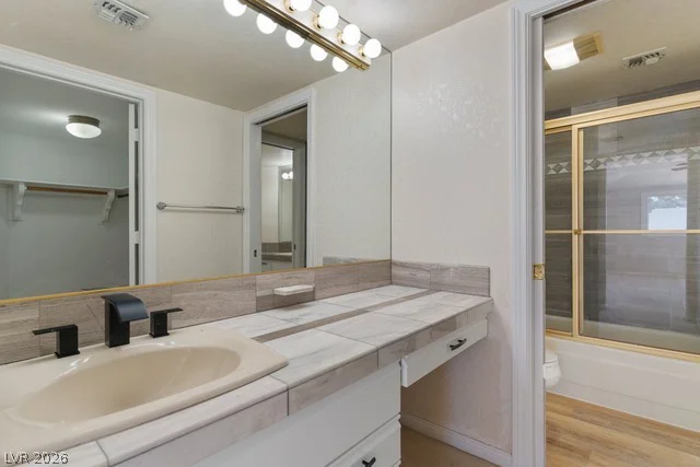 7656 Boca Raton, Las Vegas, NV 89113