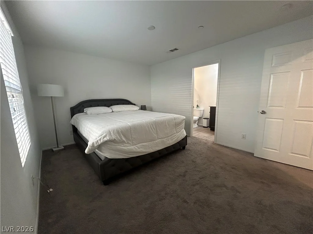 4520 Woolcomber, Las Vegas, NV 89115