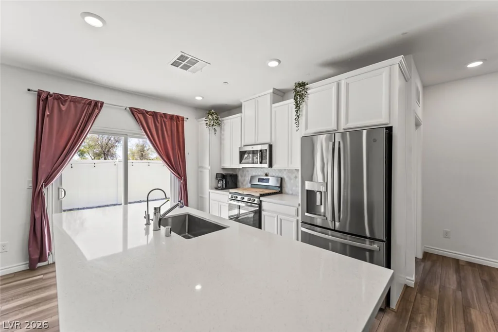 7204 Decatur, North Las Vegas, NV 89131