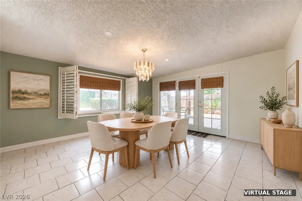6712 Oak Valley, Las Vegas, NV 89103