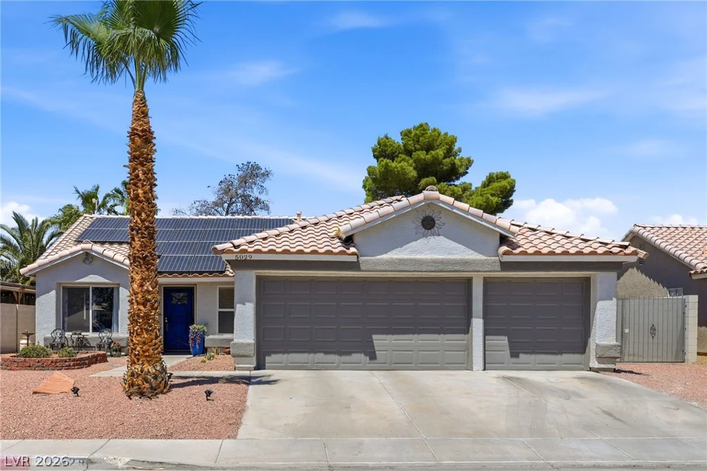 5029 Sunrise Falls, North Las Vegas, NV 89031