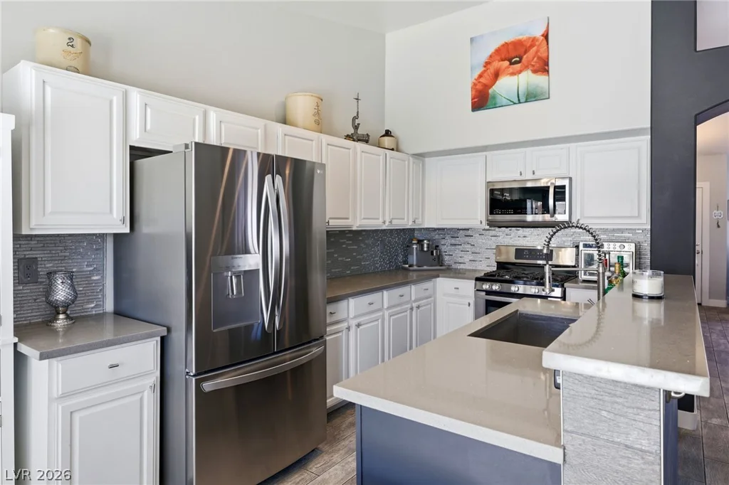 5029 Sunrise Falls, North Las Vegas, NV 89031