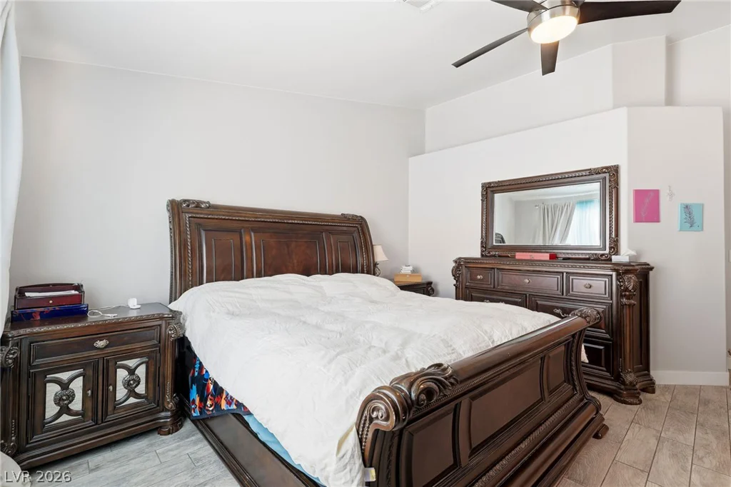 5029 Sunrise Falls, North Las Vegas, NV 89031