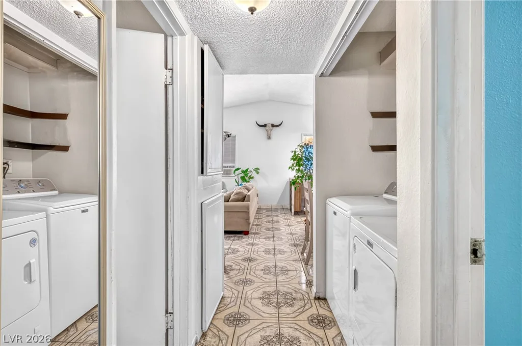 2224 La Sombra, Las Vegas, NV 89108