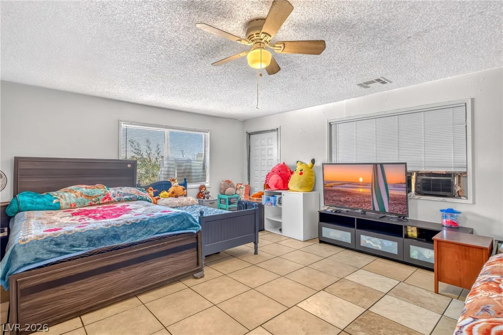 2224 La Sombra, Las Vegas, NV 89108