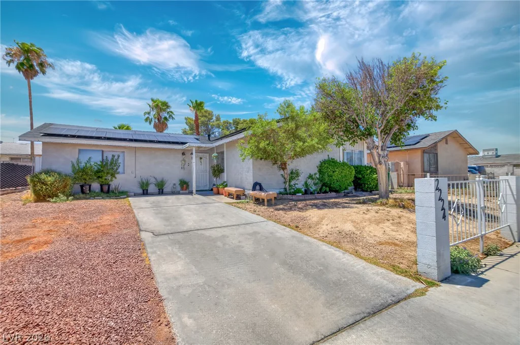 2224 La Sombra, Las Vegas, NV 89108