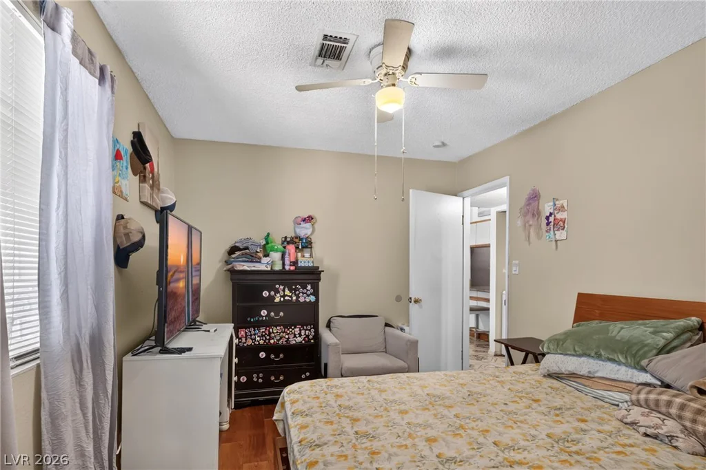2224 La Sombra, Las Vegas, NV 89108