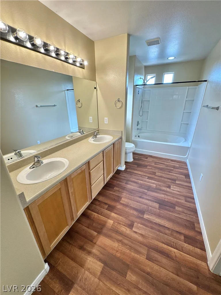 2920 Bridleton, North Las Vegas, NV 89081