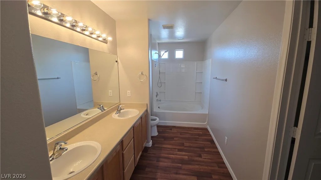 2920 Bridleton, North Las Vegas, NV 89081