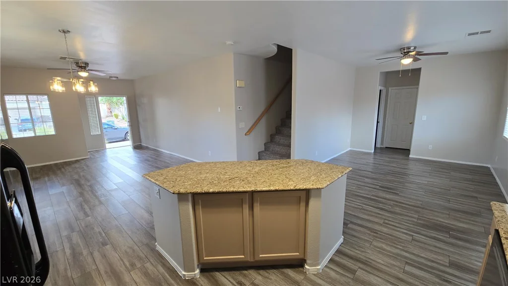 2920 Bridleton, North Las Vegas, NV 89081