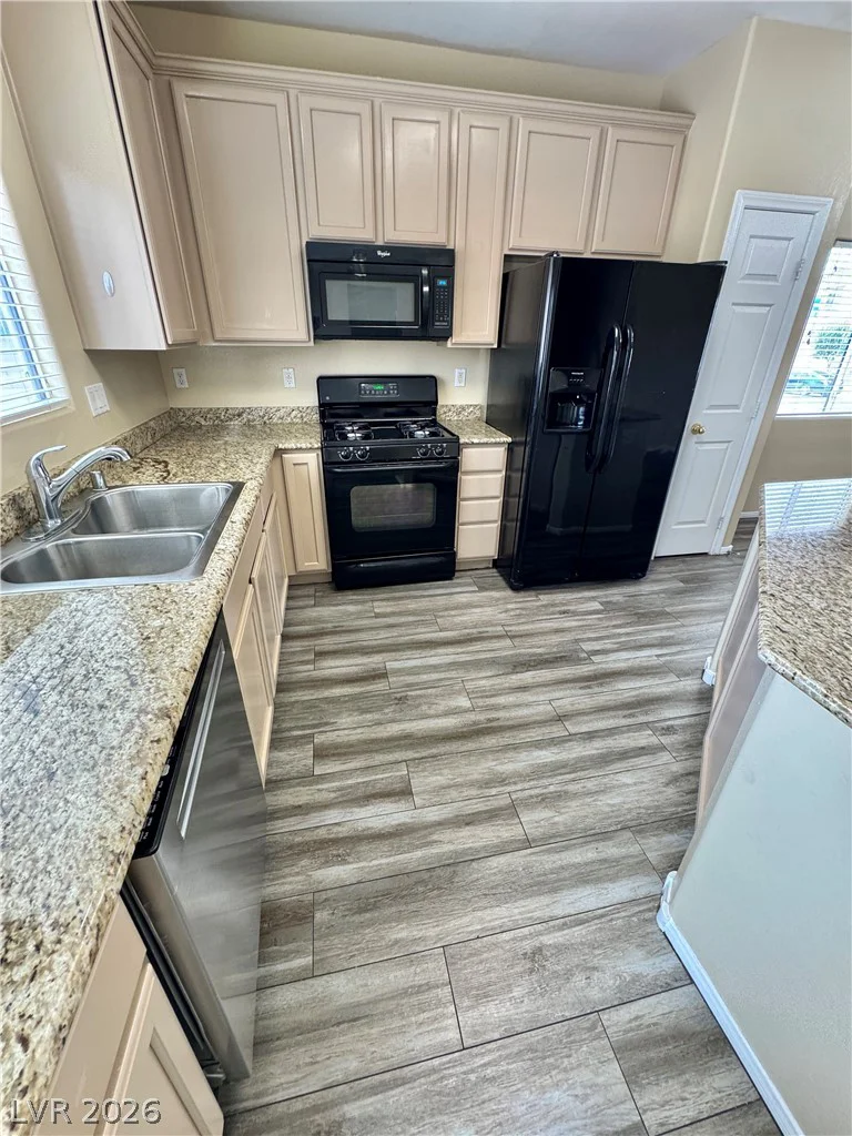 2920 Bridleton, North Las Vegas, NV 89081