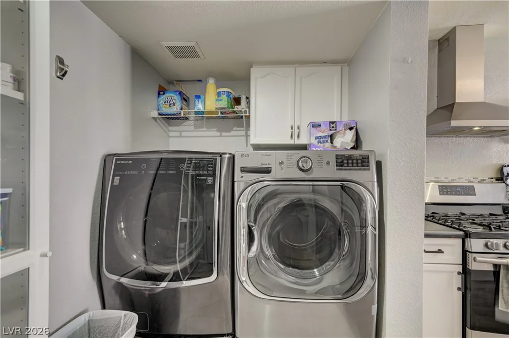 8012 Delbonita, Las Vegas, NV 89147