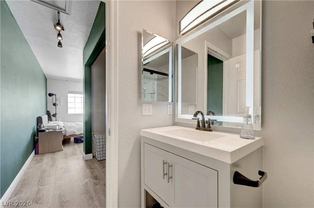 8012 Delbonita, Las Vegas, NV 89147