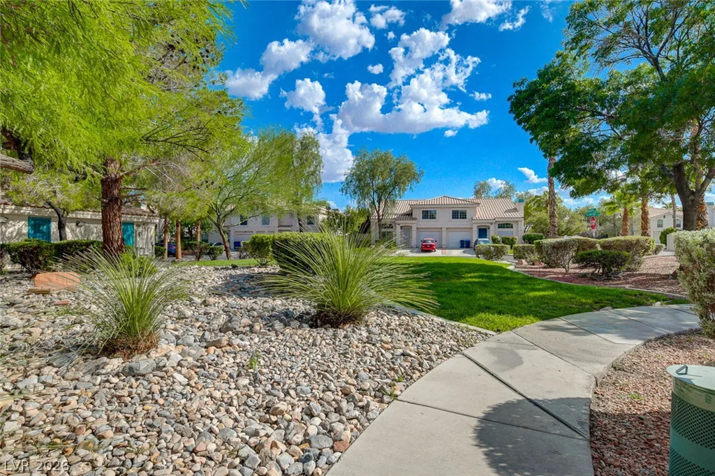 8012 Delbonita, Las Vegas, NV 89147