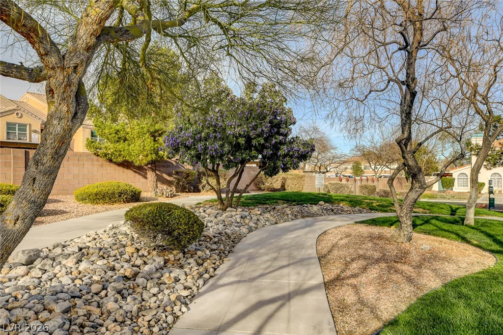 8012 Delbonita, Las Vegas, NV 89147