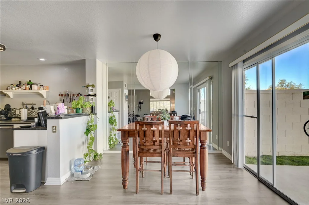8012 Delbonita, Las Vegas, NV 89147