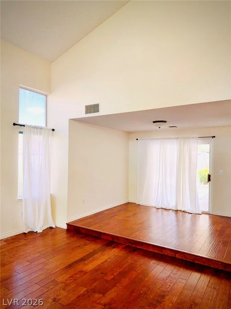 8405 Justine, Las Vegas, NV 89128
