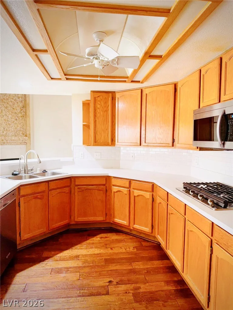 8405 Justine, Las Vegas, NV 89128
