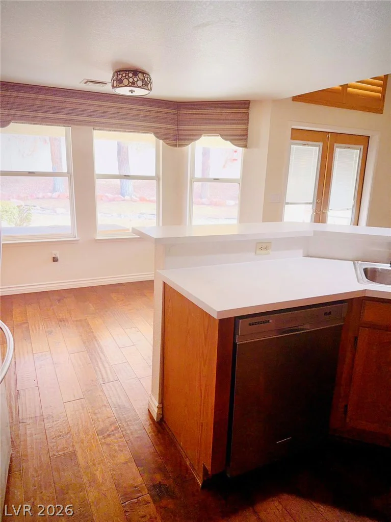8405 Justine, Las Vegas, NV 89128