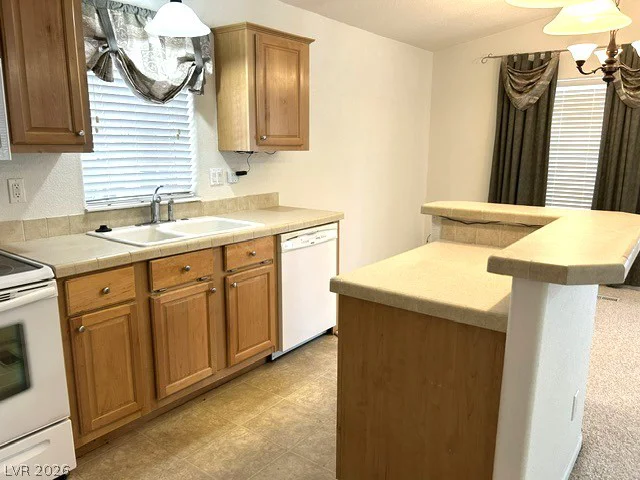 531 Montecito, Pahrump, NV 89048