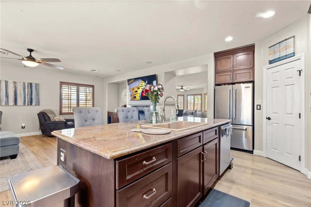 194 Glenbrook Estates, Las Vegas, NV 89183
