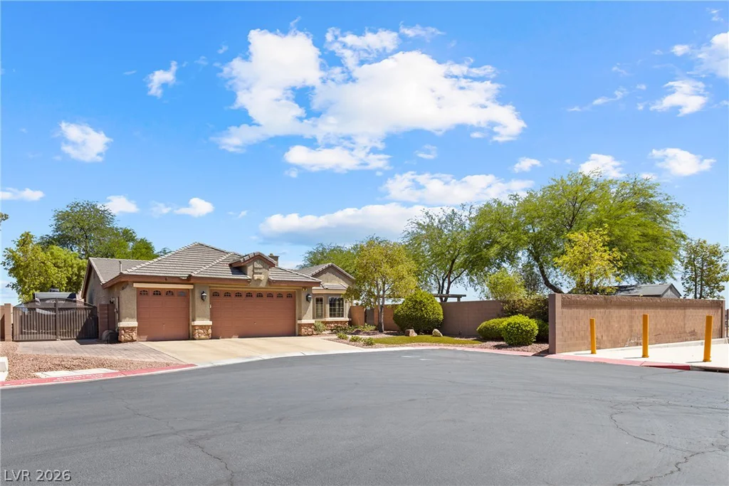 194 Glenbrook Estates, Las Vegas, NV 89183