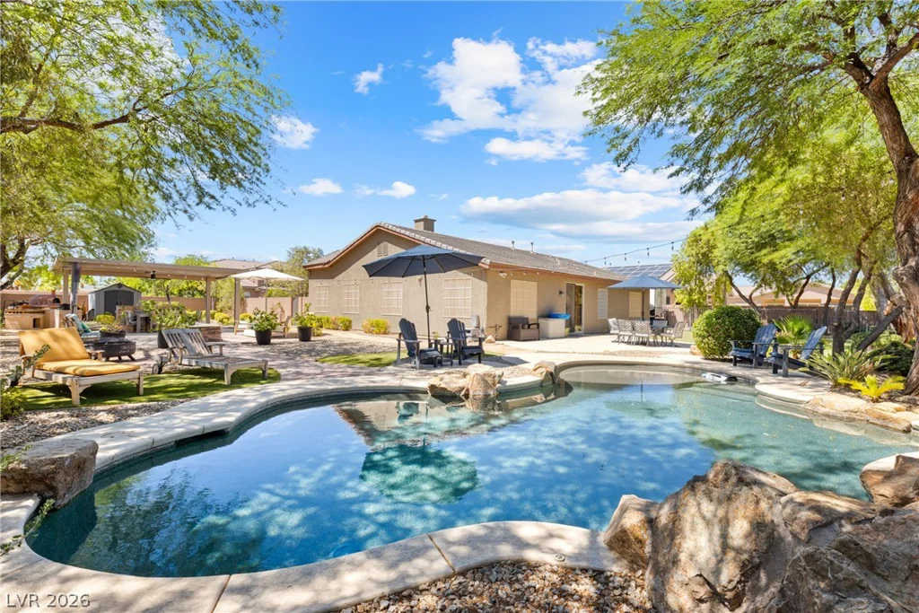 194 Glenbrook Estates, Las Vegas, NV 89183