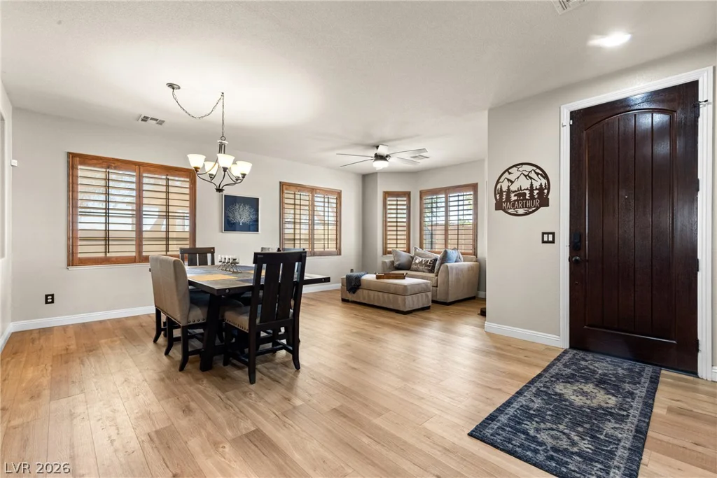 194 Glenbrook Estates, Las Vegas, NV 89183