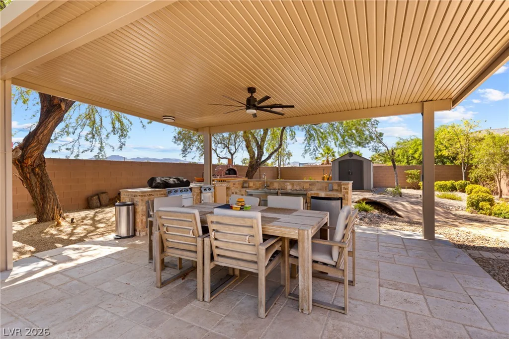 194 Glenbrook Estates, Las Vegas, NV 89183