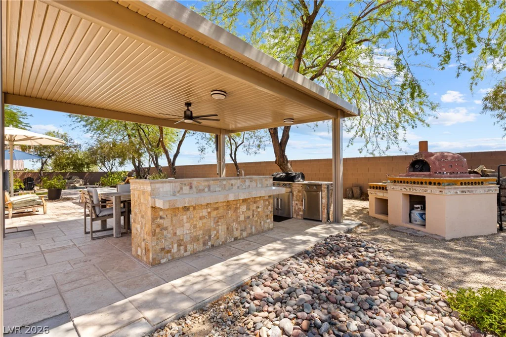 194 Glenbrook Estates, Las Vegas, NV 89183