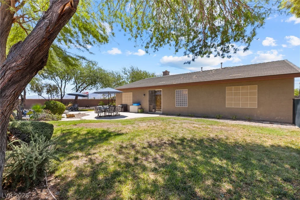 194 Glenbrook Estates, Las Vegas, NV 89183