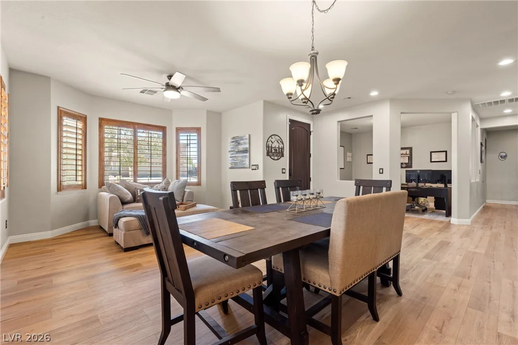 194 Glenbrook Estates, Las Vegas, NV 89183