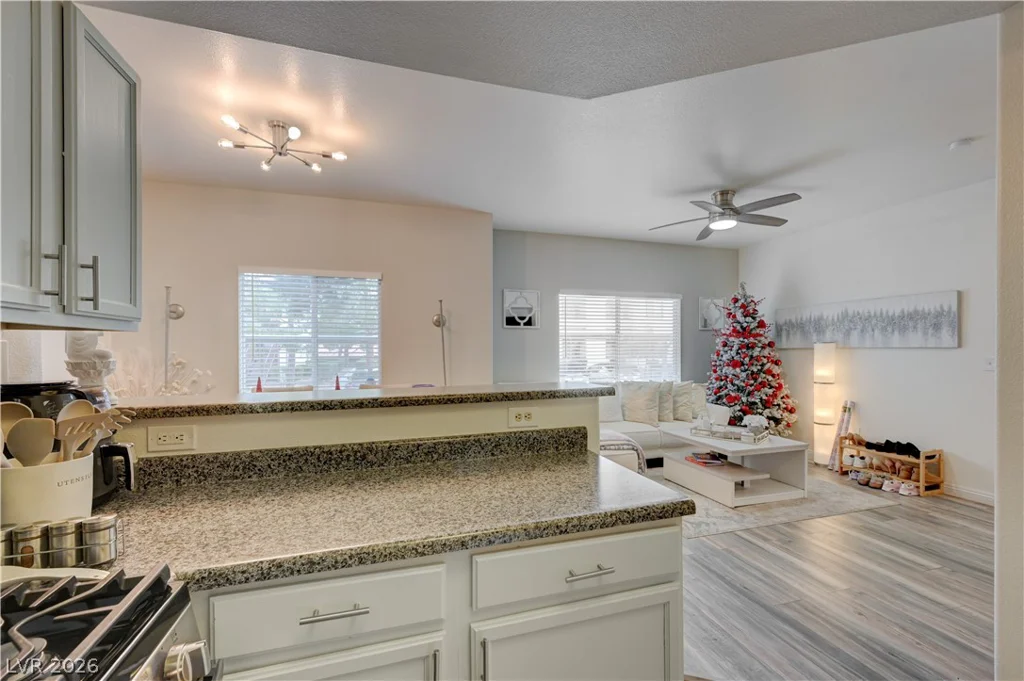 9580 Reno, Las Vegas, NV 89148