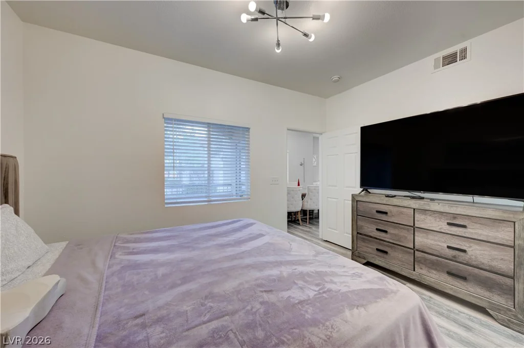 9580 Reno, Las Vegas, NV 89148