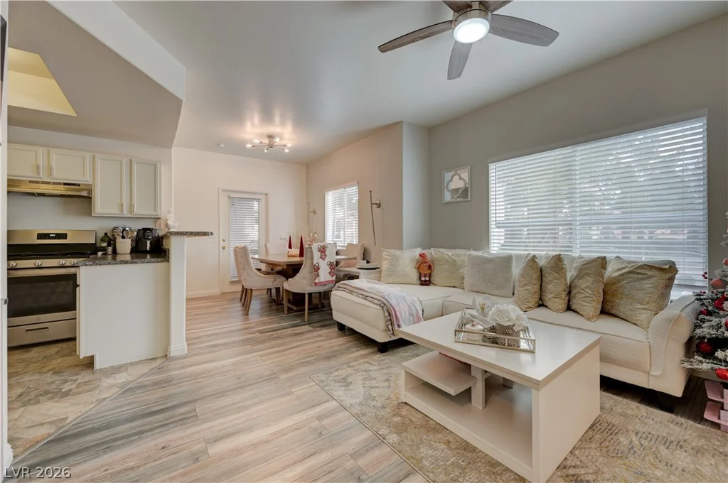 9580 Reno, Las Vegas, NV 89148