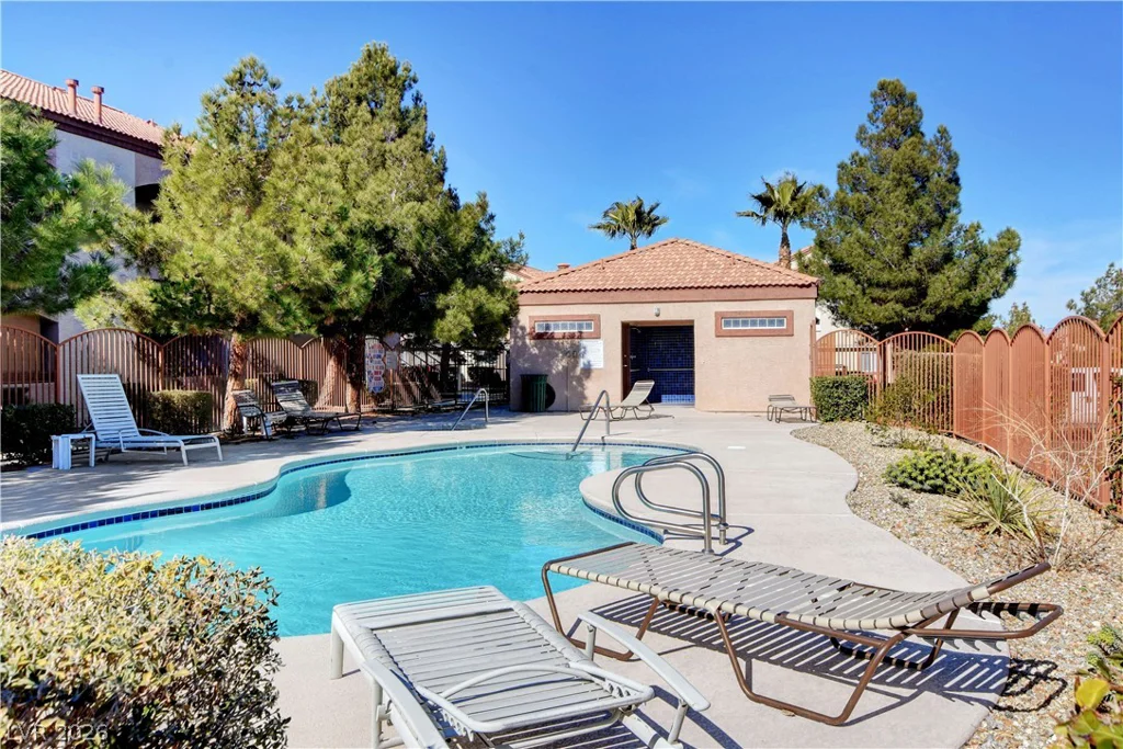 9580 Reno, Las Vegas, NV 89148